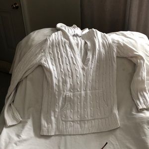 White Old Navy sweater with hood and pockets